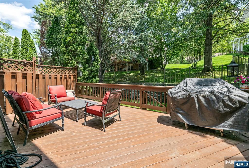 412 Green Mountain Road