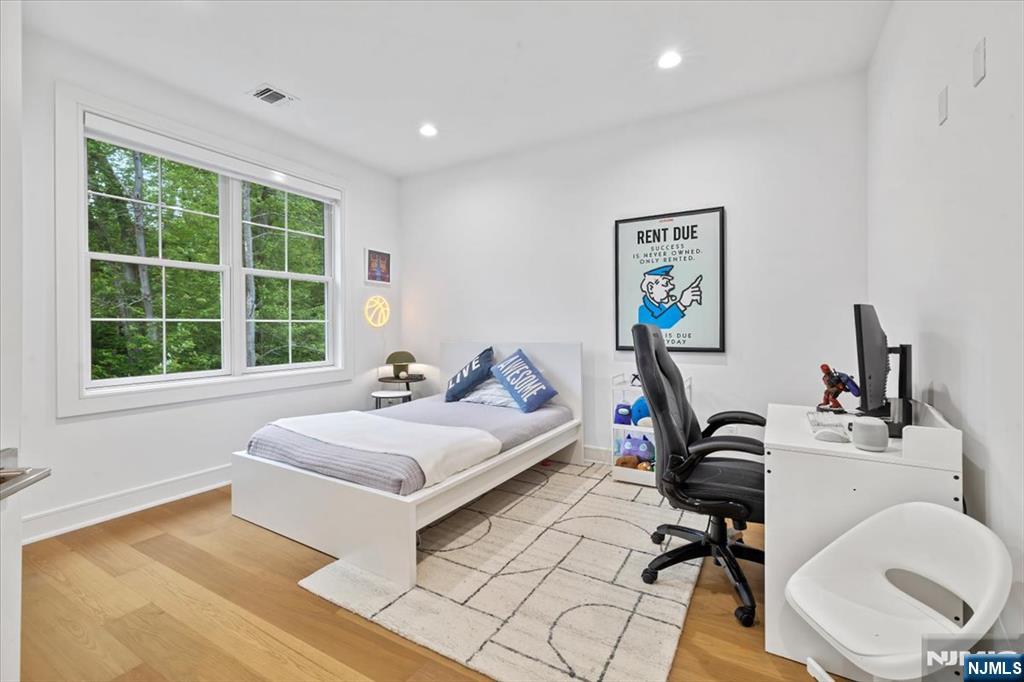 110 Mason Court 2H