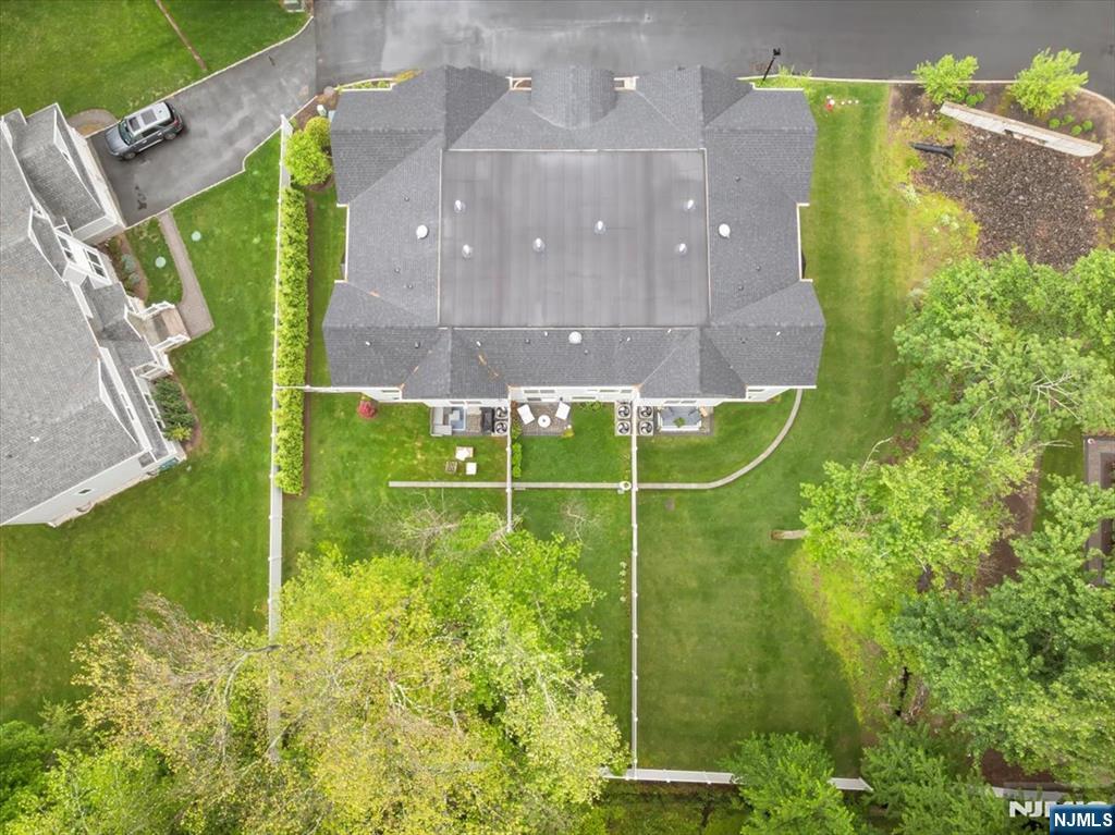110 Mason Court 2H