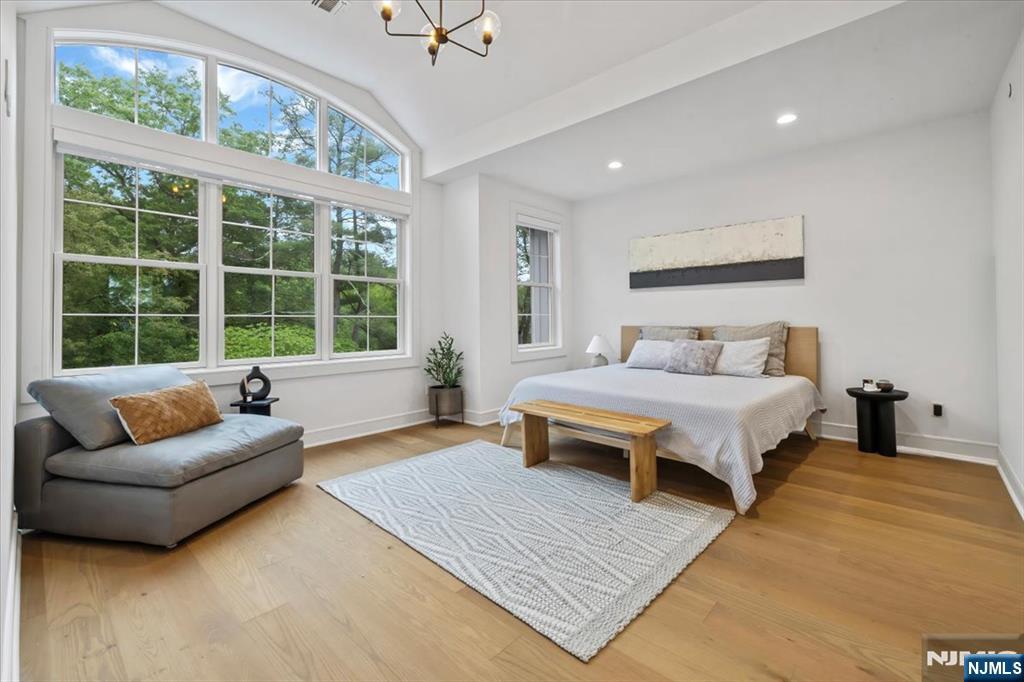 110 Mason Court 2H