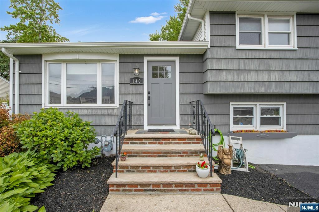 140 Bell Avenue