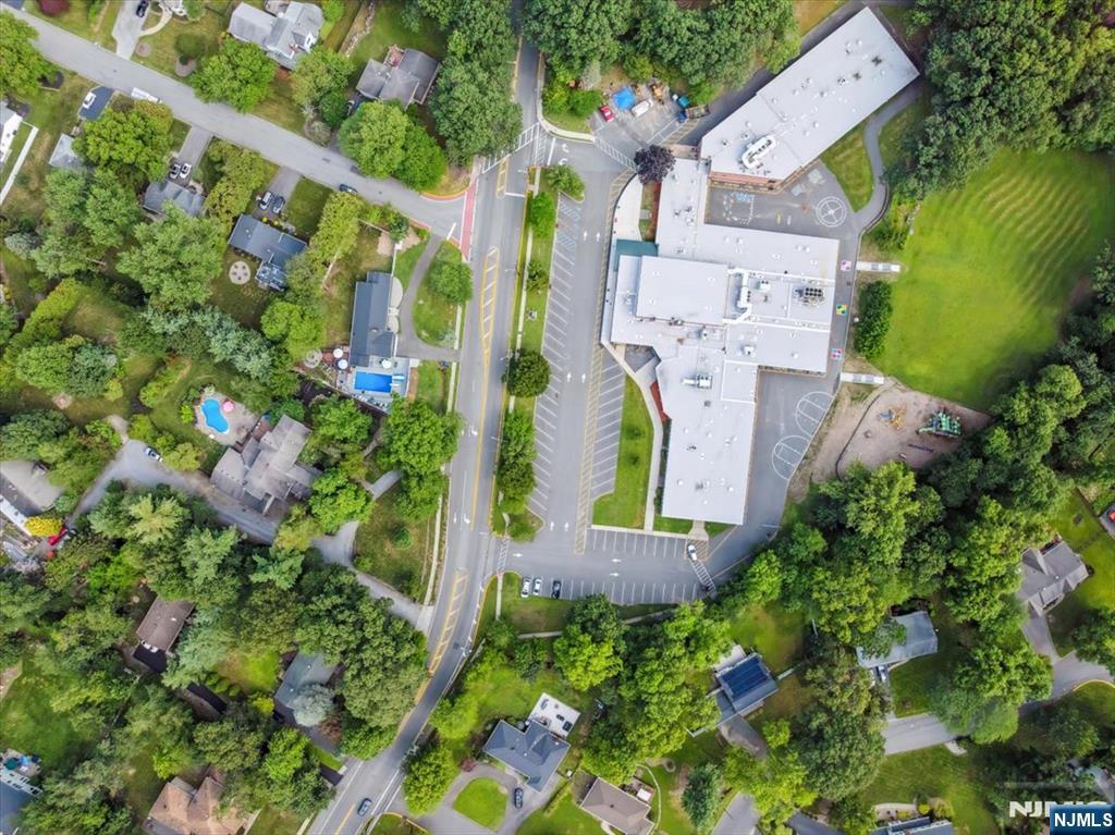 800 Rivervale Road