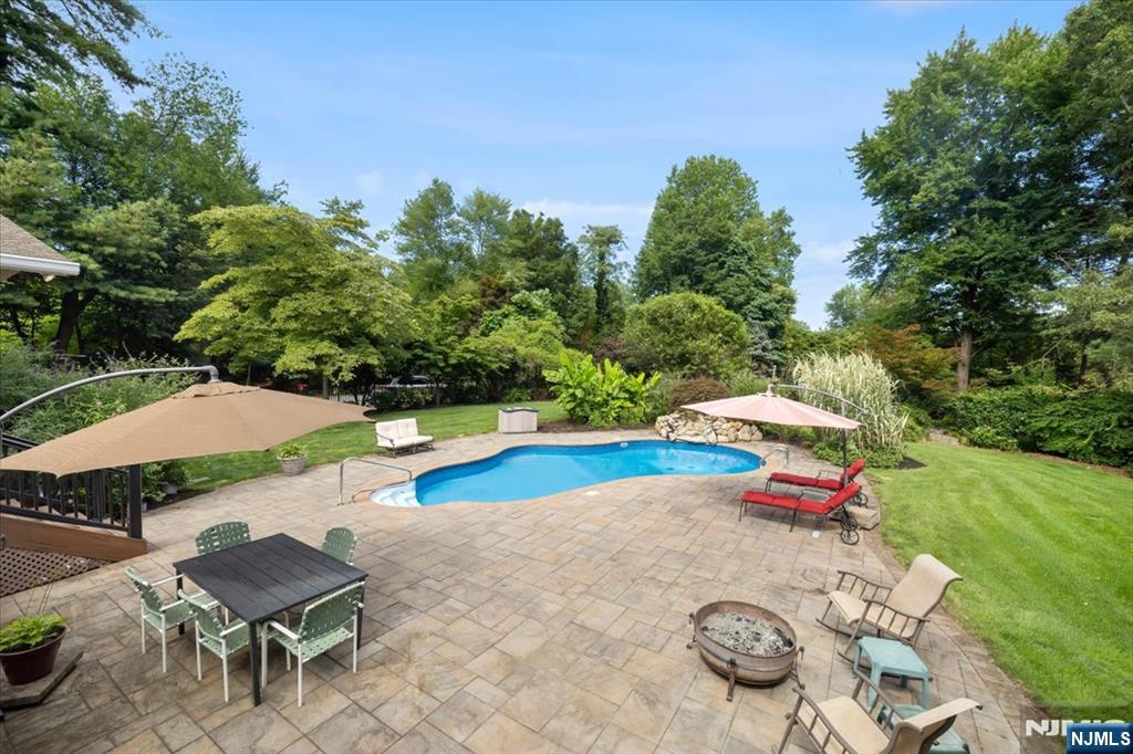 800 Rivervale Road