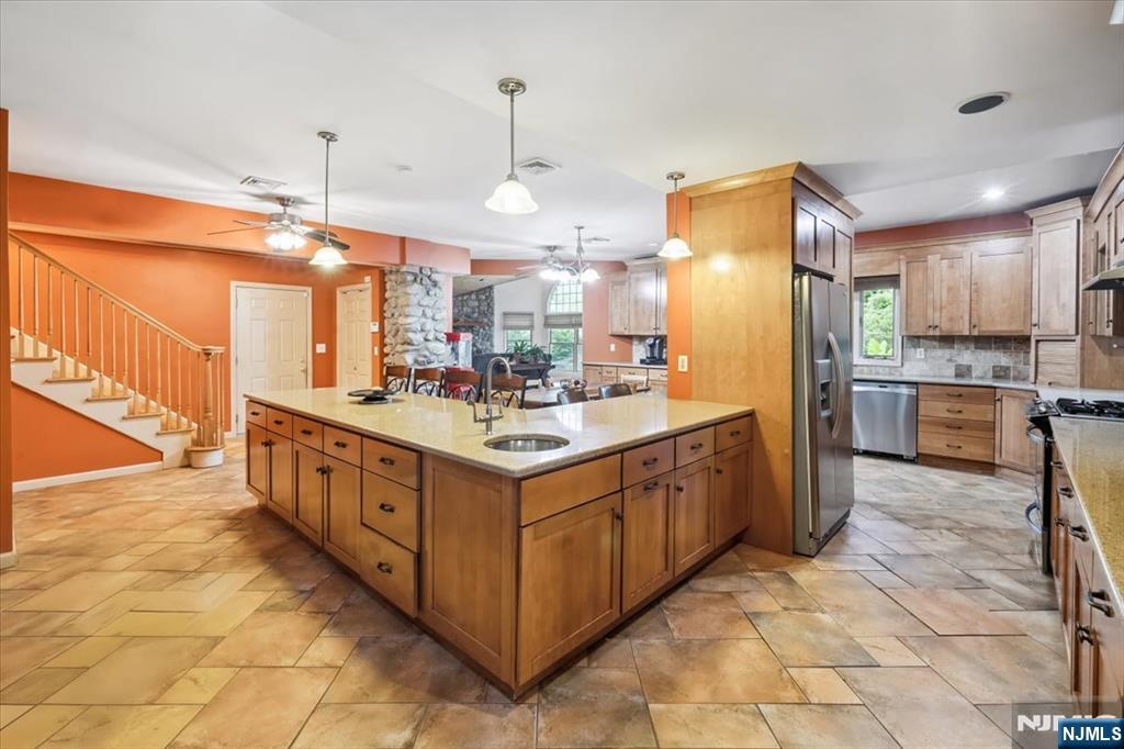 800 Rivervale Road