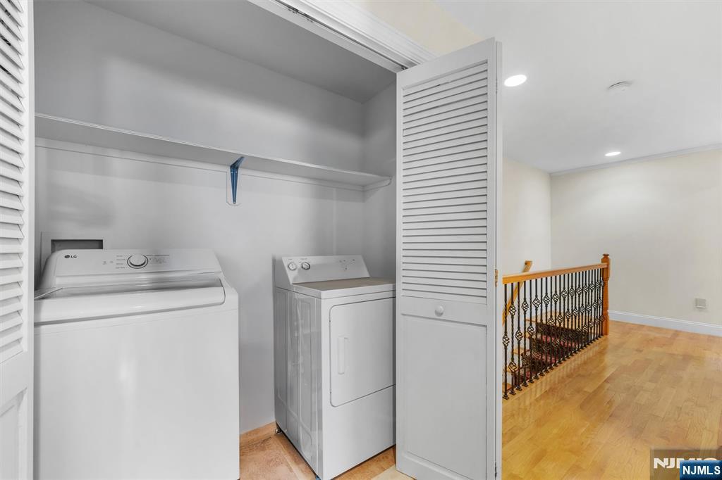 48 Skymark Court