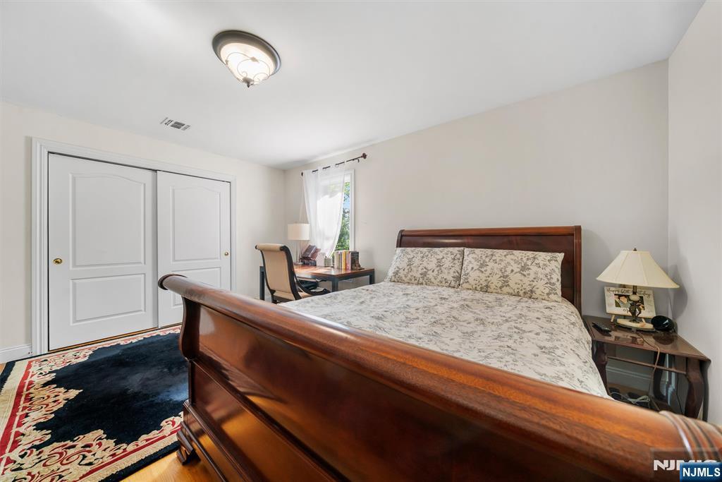 48 Skymark Court