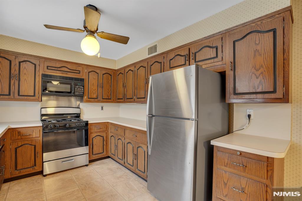 12 W Maple Avenue