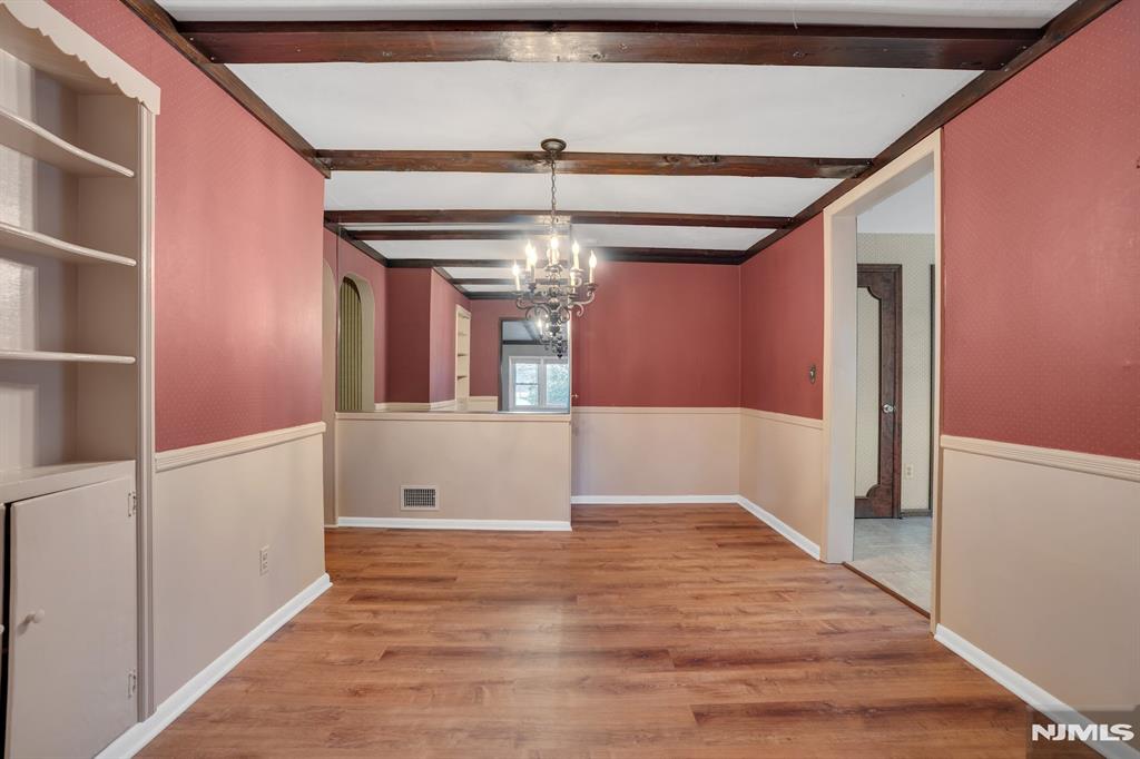 12 W Maple Avenue