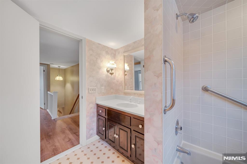 12 W Maple Avenue