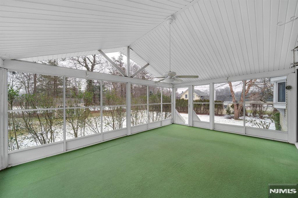 12 W Maple Avenue