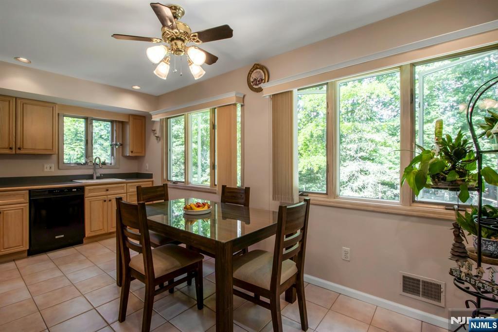 42 Lohs Place