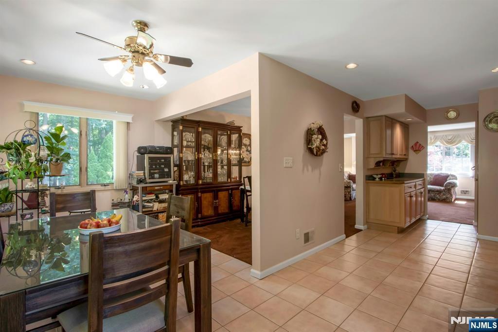 42 Lohs Place