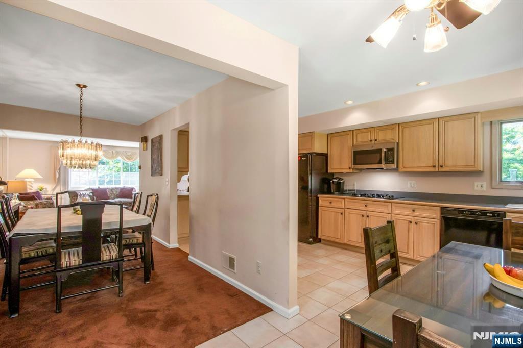 42 Lohs Place