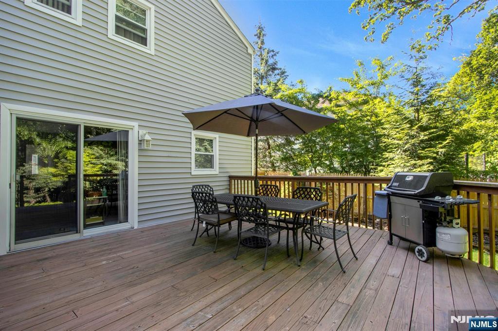 42 Lohs Place