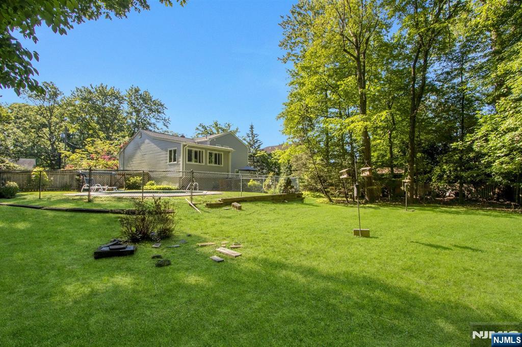 42 Lohs Place
