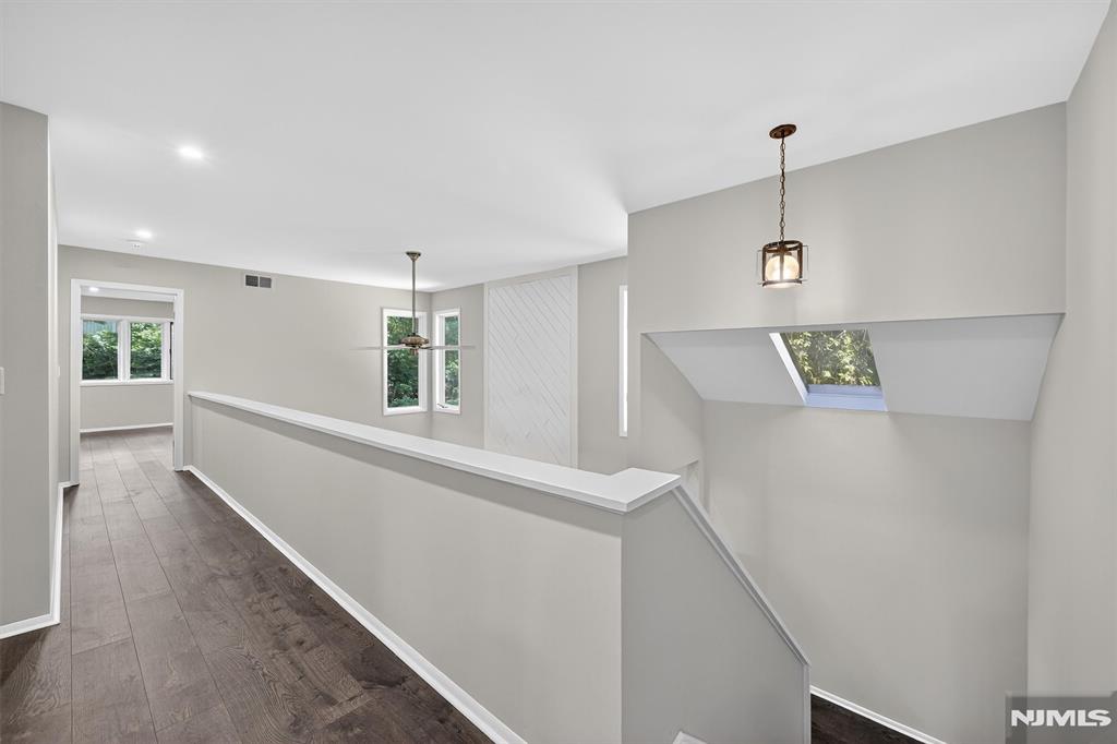 14 Bayard Lane