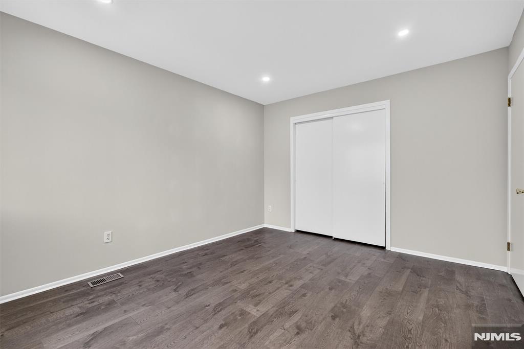 14 Bayard Lane