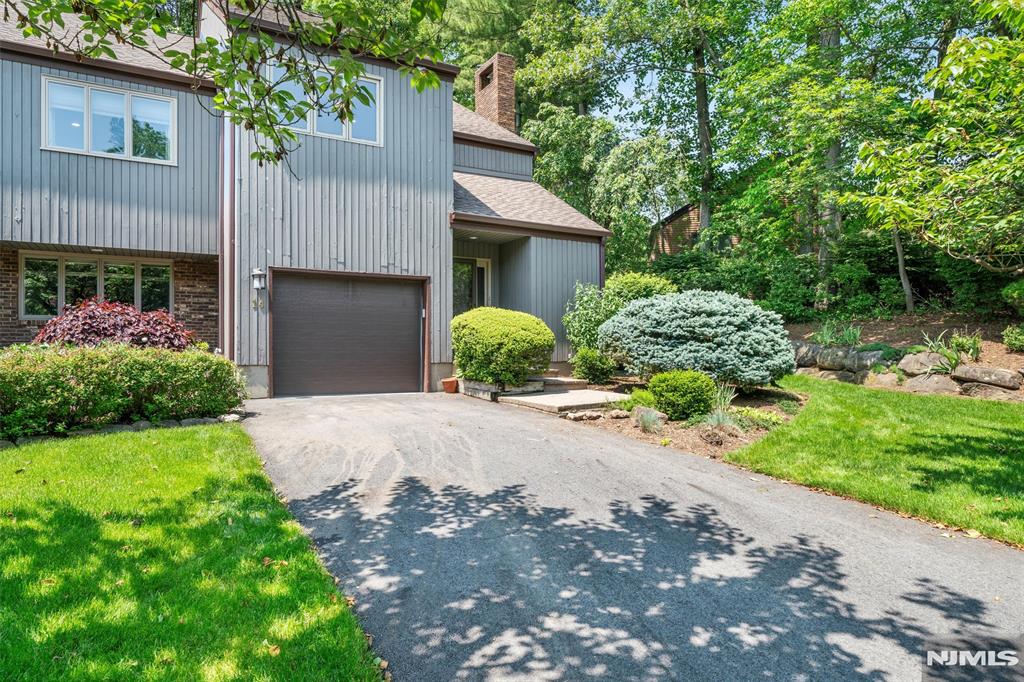 14 Bayard Lane