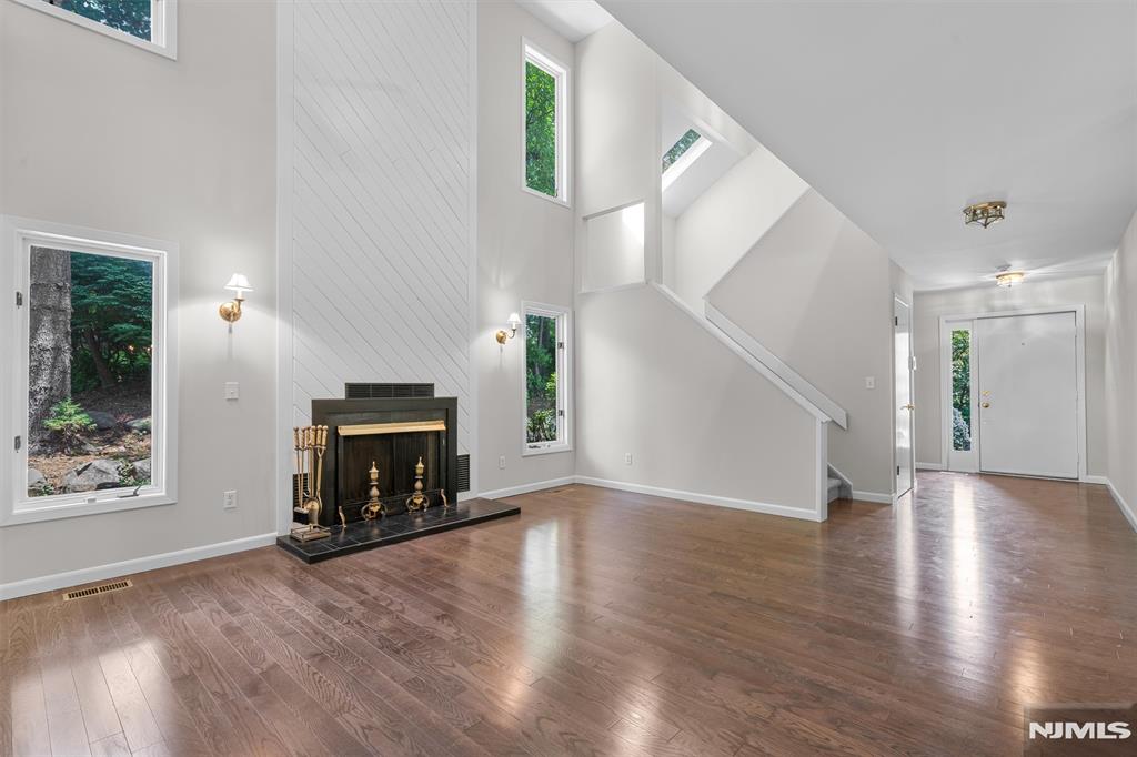 14 Bayard Lane