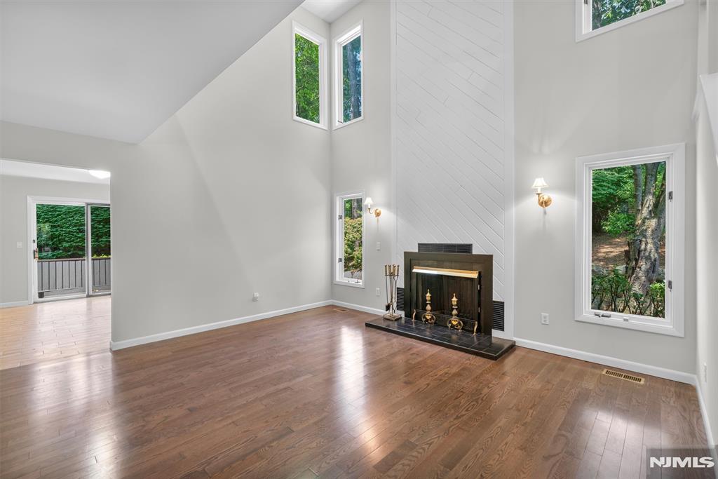14 Bayard Lane