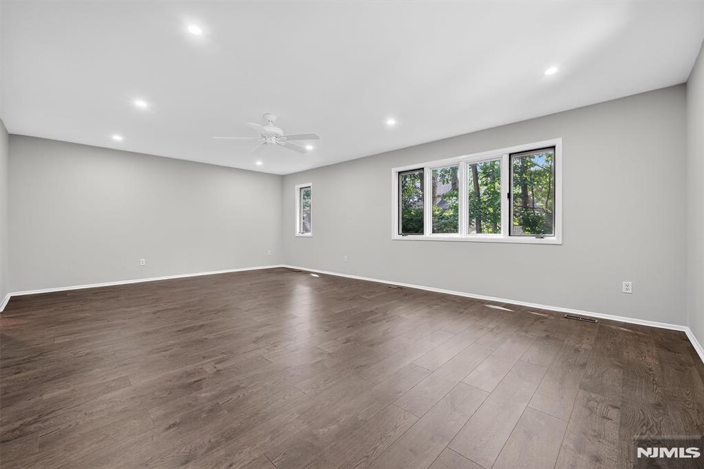14 Bayard Lane