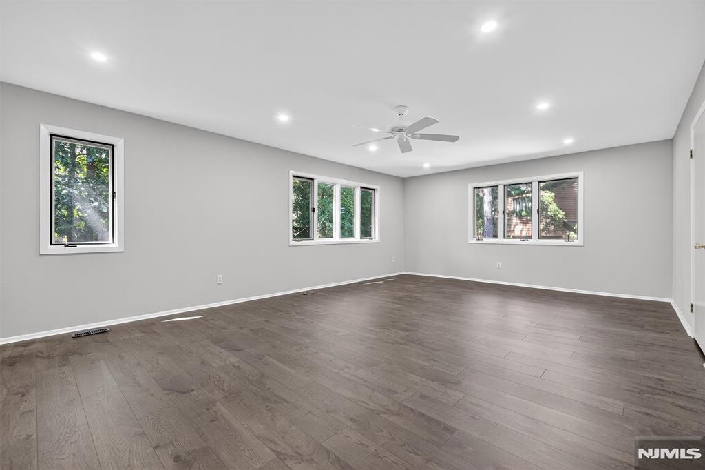 14 Bayard Lane
