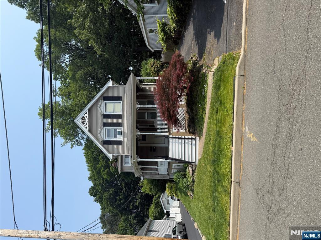 114 Colony Avenue