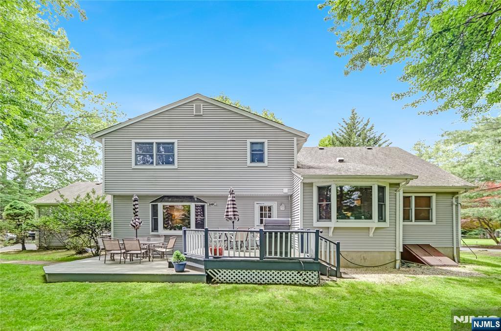66 Hoffman Court