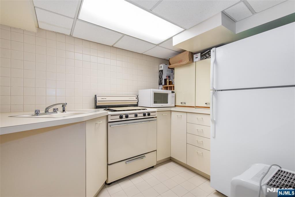 141 Lexington Avenue