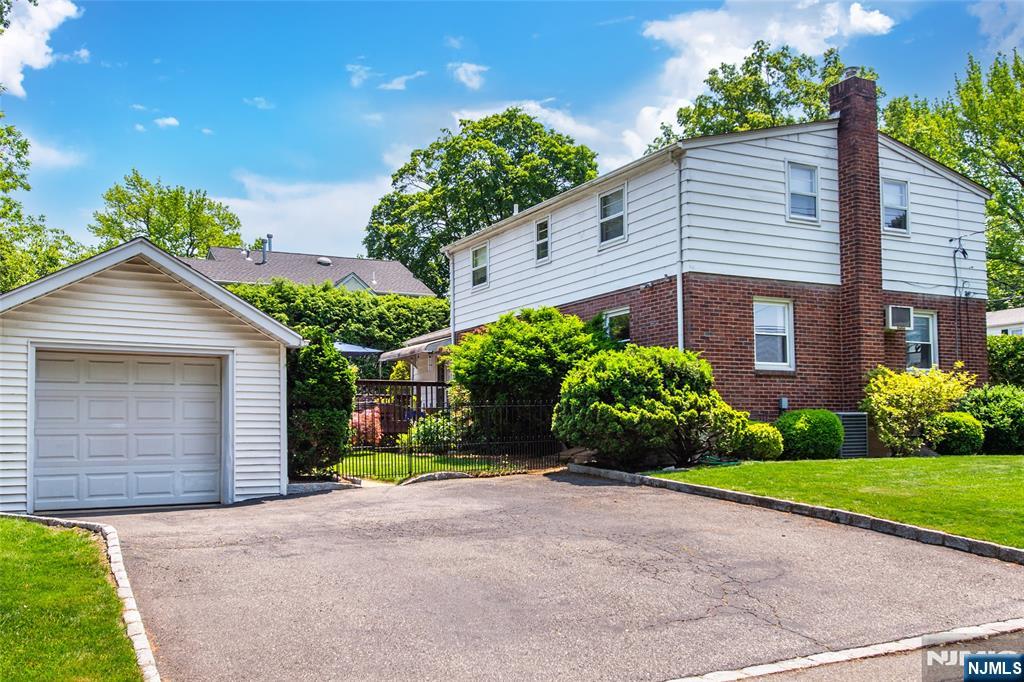 141 Lexington Avenue
