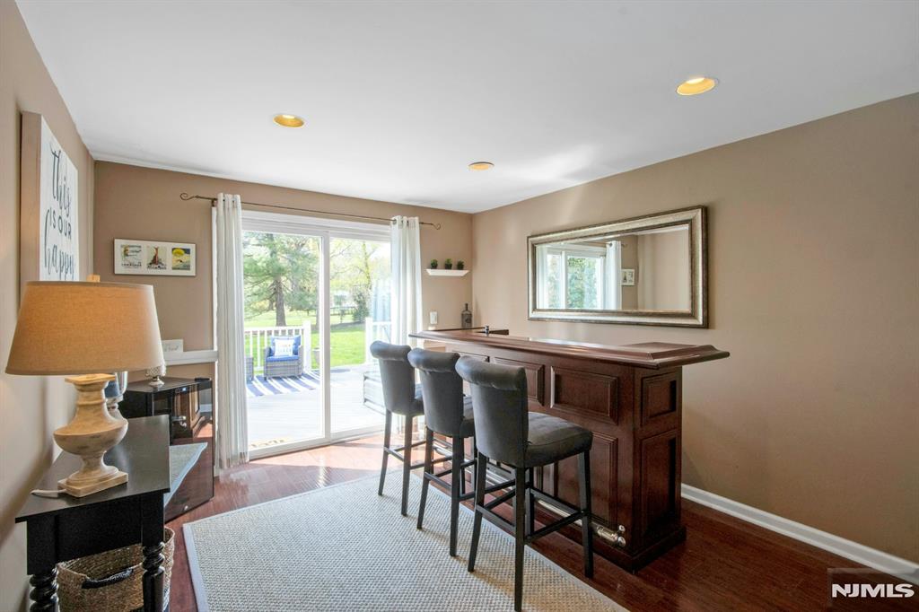 122 Royal Drive