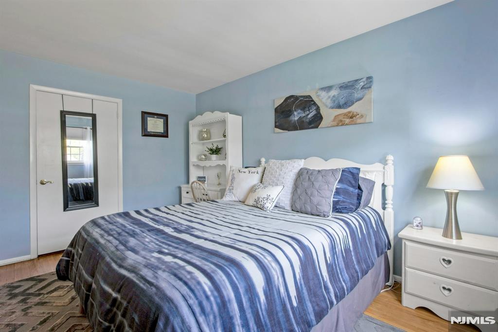 122 Royal Drive