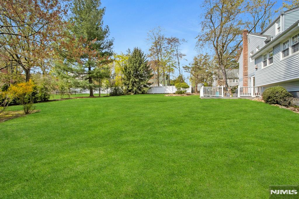 122 Royal Drive