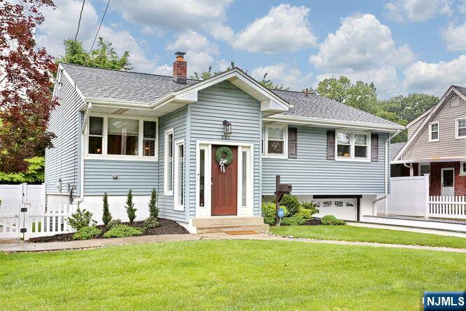 233 Highland Avenue