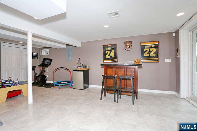 233 Highland Avenue