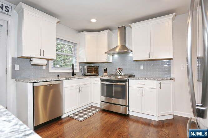 233 Highland Avenue