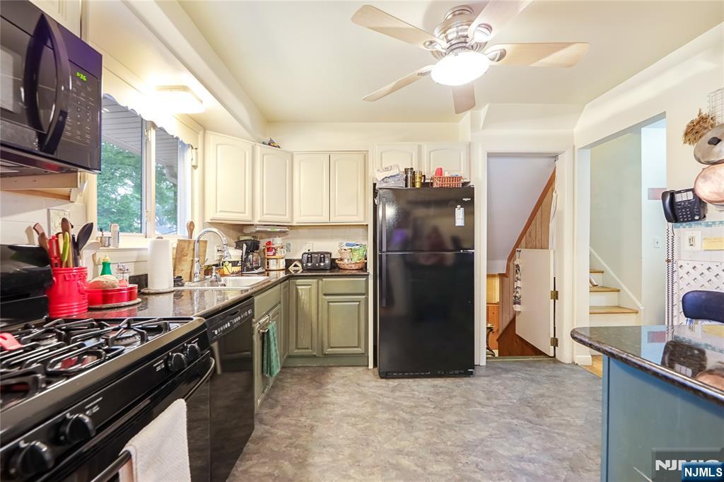 28 Urma Place