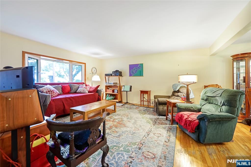 28 Urma Place