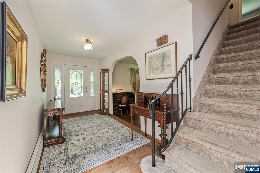 13 Heritage Road