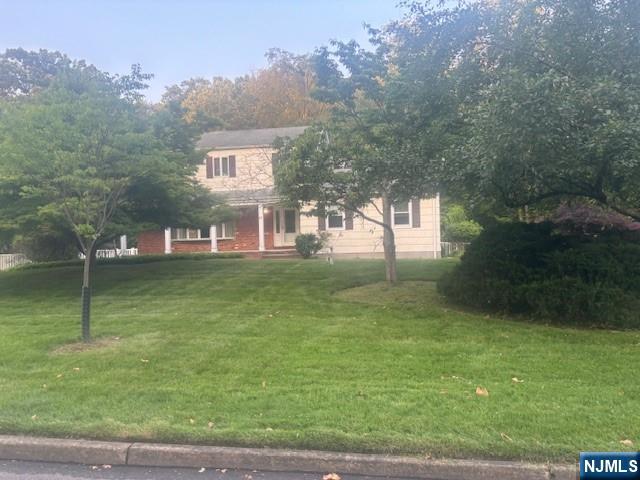 13 Heritage Road