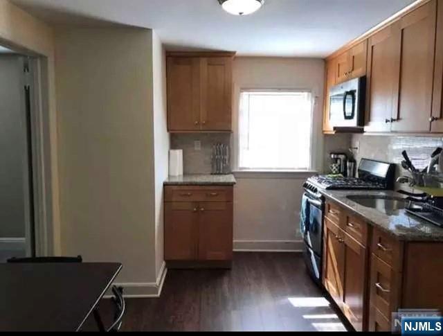 47 Hasbrouck Avenue 2