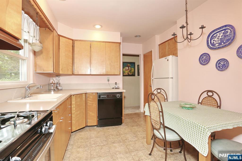 323 12th Street
