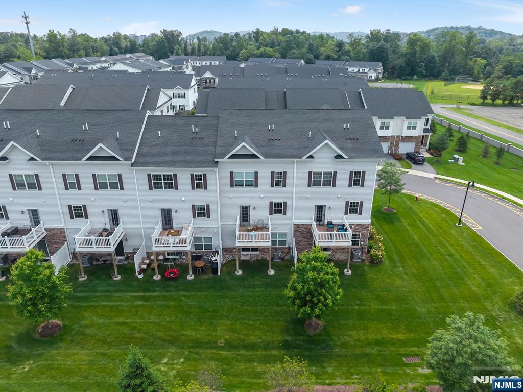 2 Gerhard Place