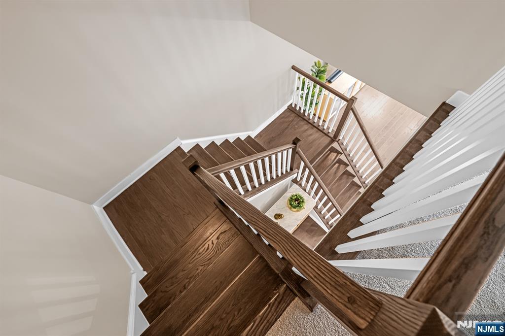 2 Gerhard Place