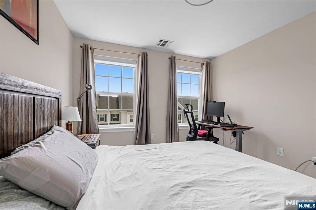 2 Gerhard Place