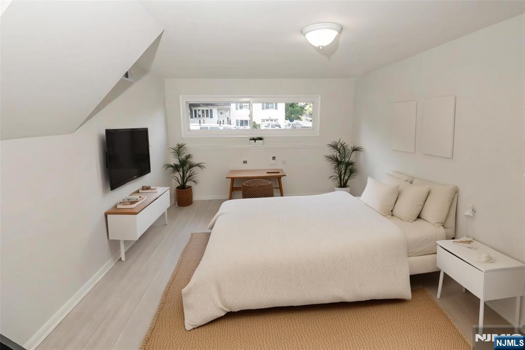 21 Valley Brook Drive