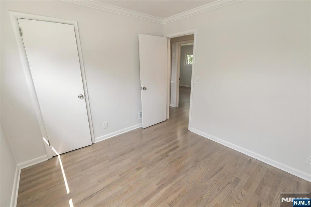 21 Valley Brook Drive