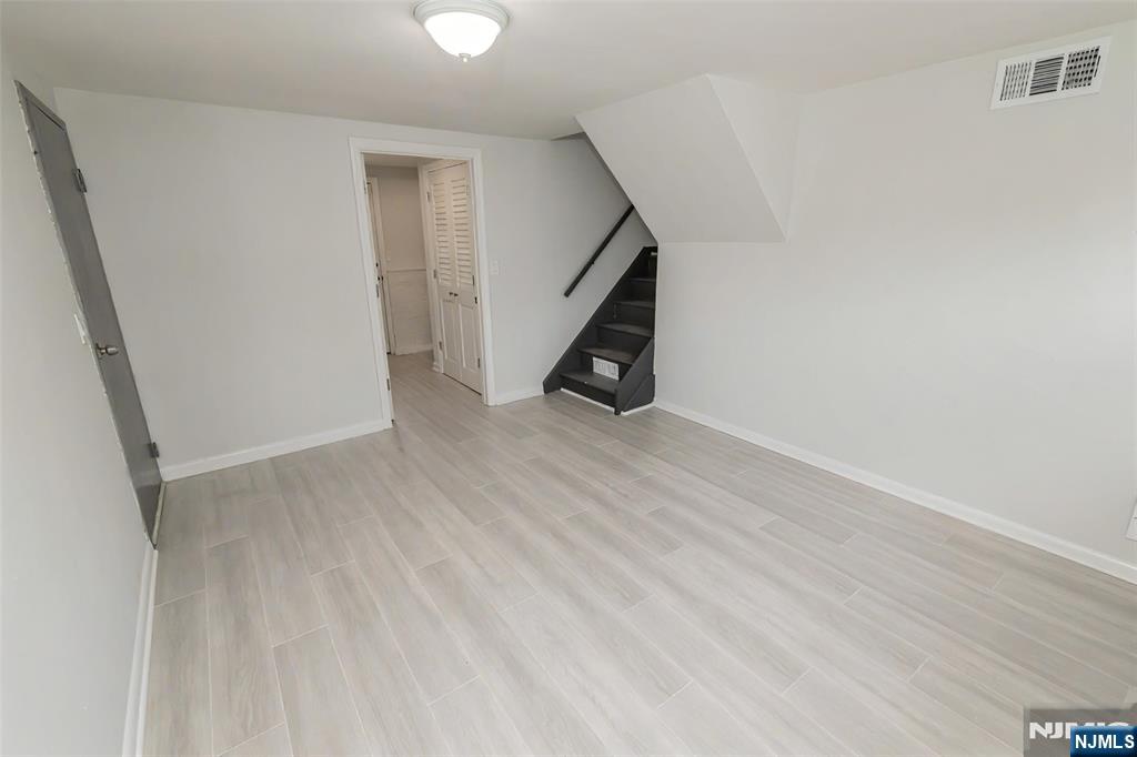 21 Valley Brook Drive