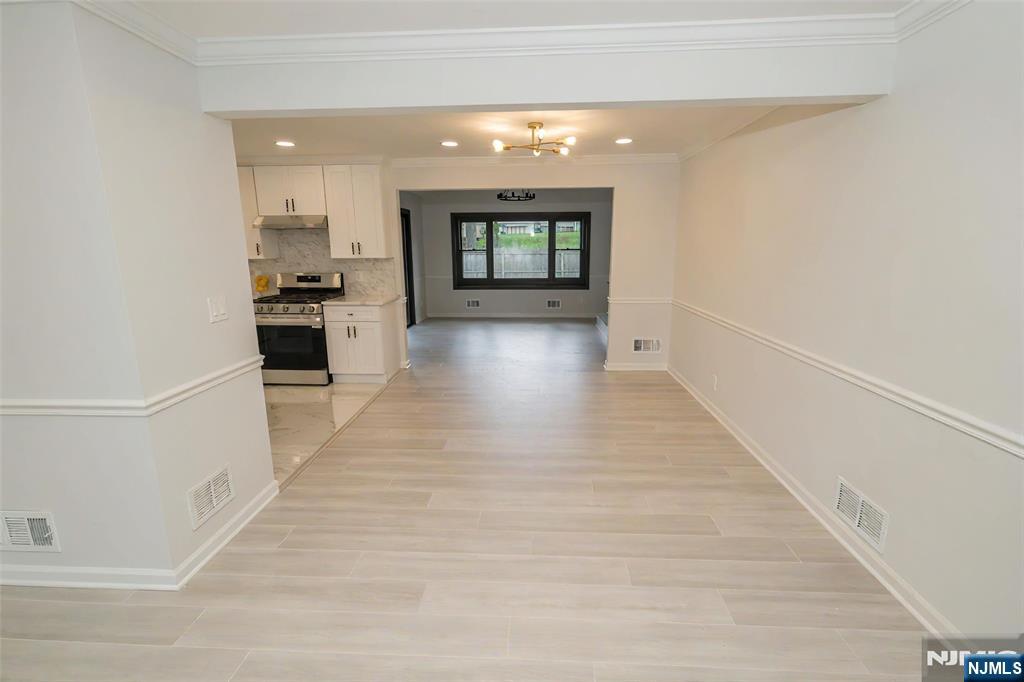 21 Valley Brook Drive