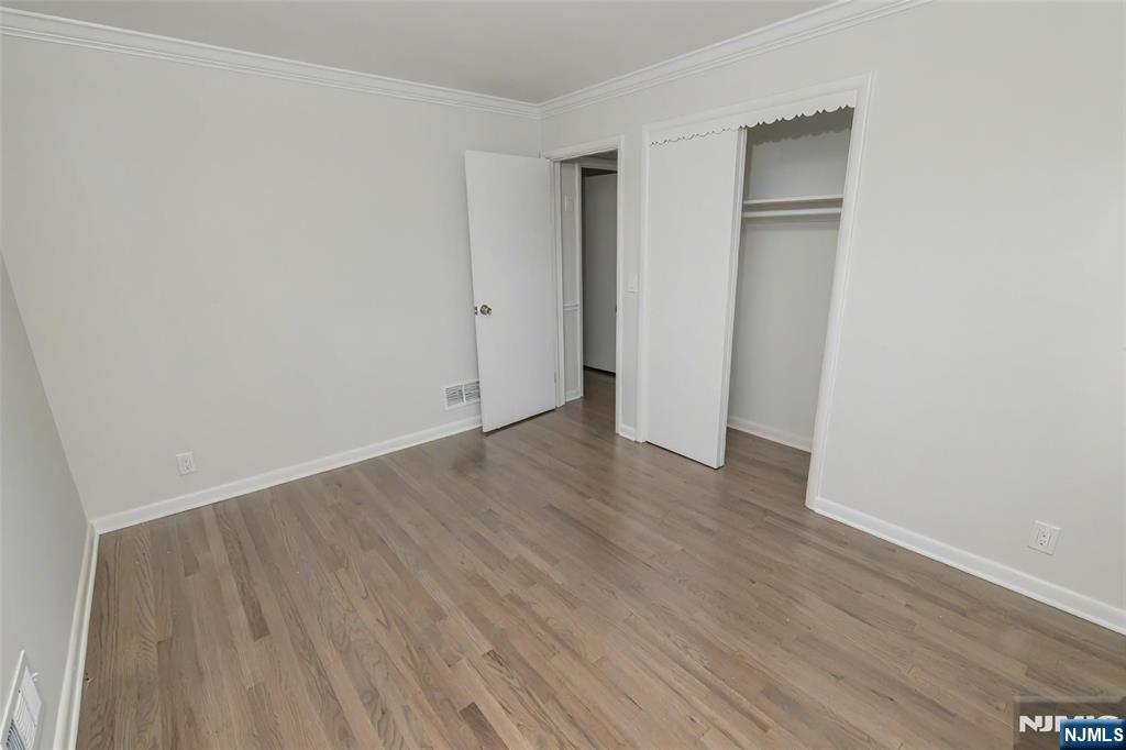 21 Valley Brook Drive